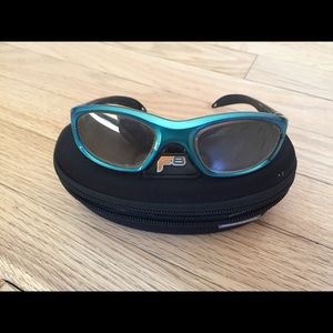 Used youth size ⚾️ baseball / sports goggles